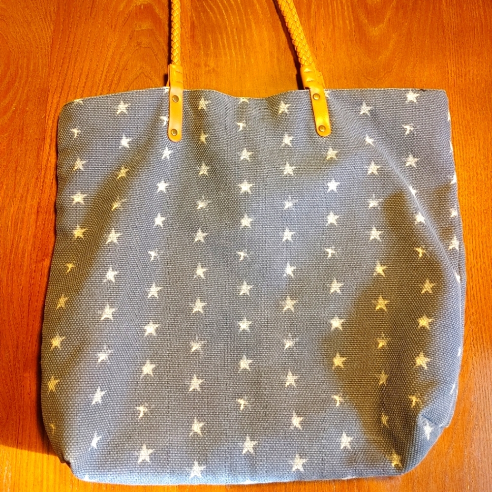 MOSSIMO bag.